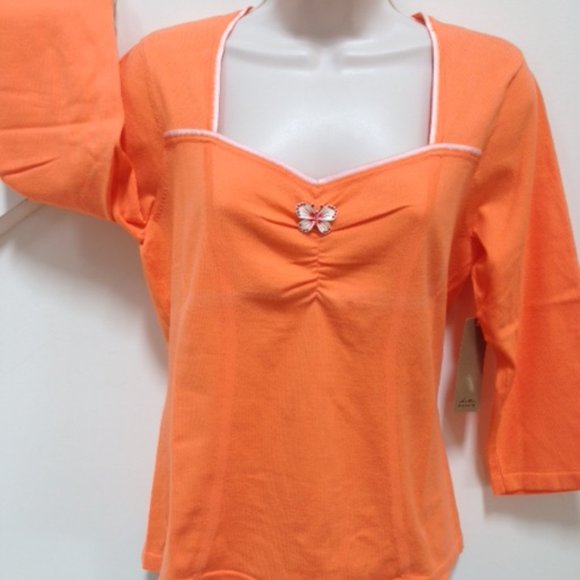 i.e. Petite TOP, Size PL, 94% Cotton, 6% Polyester - Picture 3 of 4